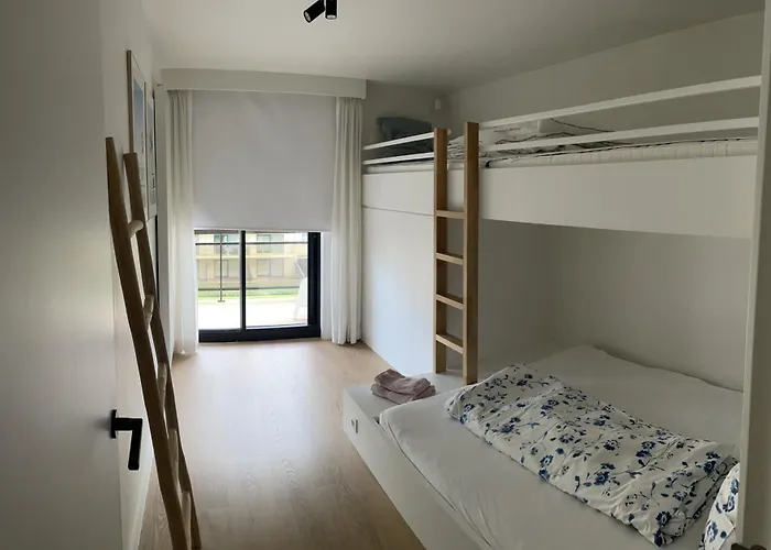 Alexandra 405